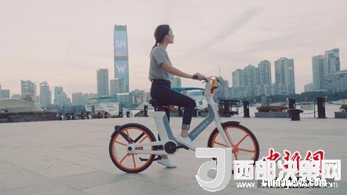 摩拜發(fā)布“摩拜助力車”。供圖