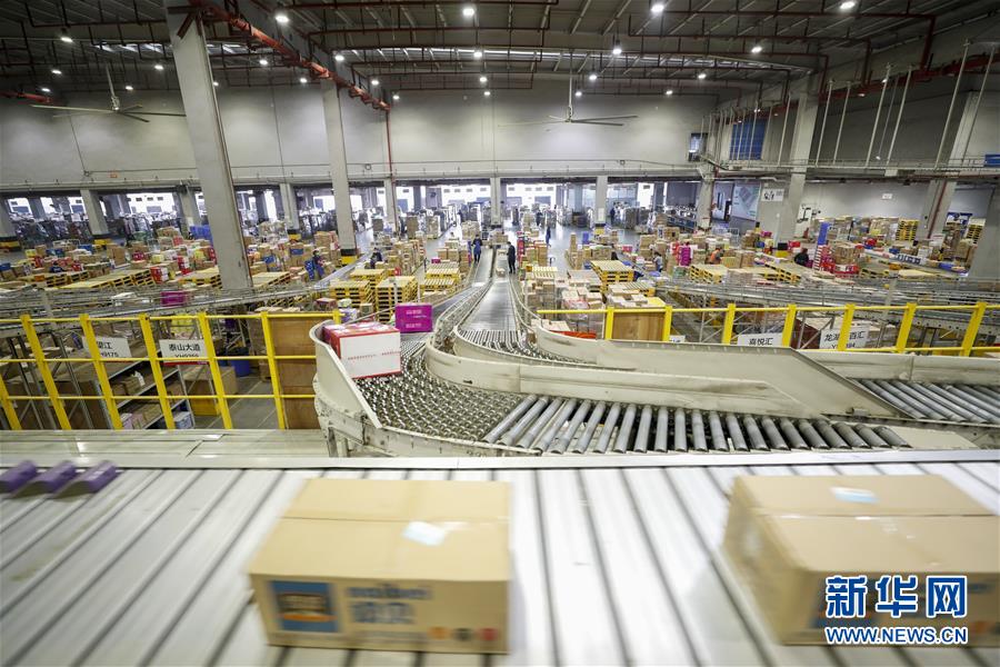 （中國經(jīng)濟(jì)新觀察·圖文互動）（7）重大投資項目開復(fù)工提速 吹響中國經(jīng)濟(jì)復(fù)蘇“沖鋒號”