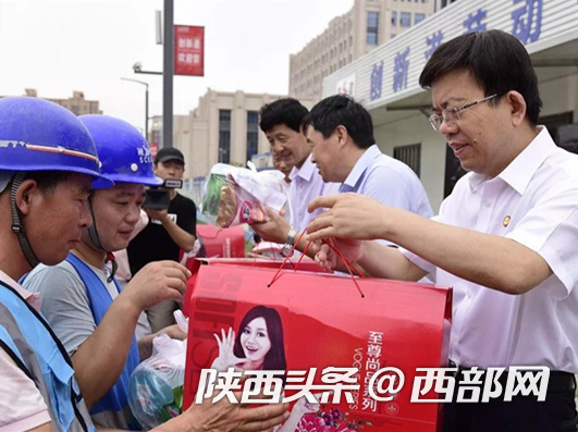 正在上傳... f4f07008bfcf925a973a17d03655ac40.png