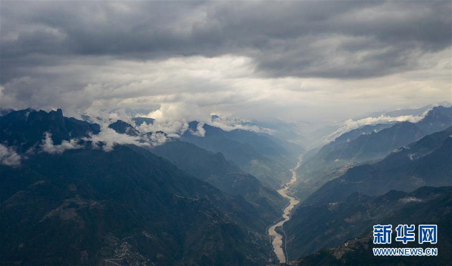 (新華全媒頭條·走向我們的小康生活·圖文互動)(6)綠染云嶺小康路——生態(tài)文明建設的云南實踐