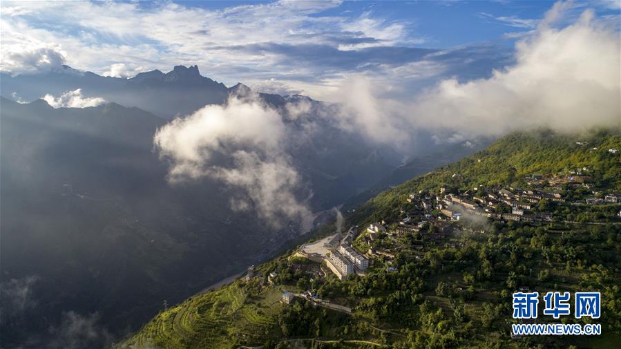 (新華全媒頭條·走向我們的小康生活·圖文互動)(5)綠染云嶺小康路——生態(tài)文明建設的云南實踐